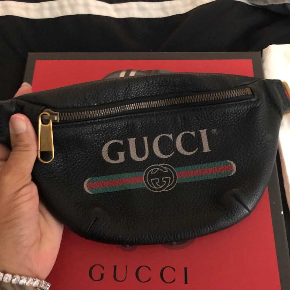 Gucci Fanny pack authentic